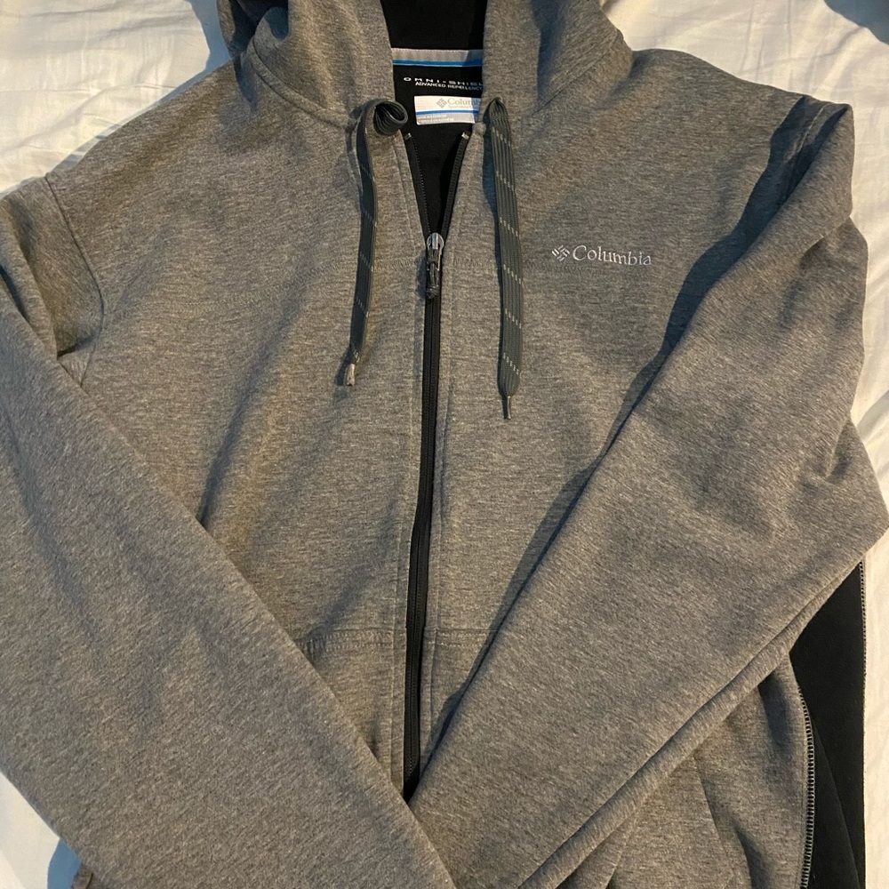 Columbia zip up